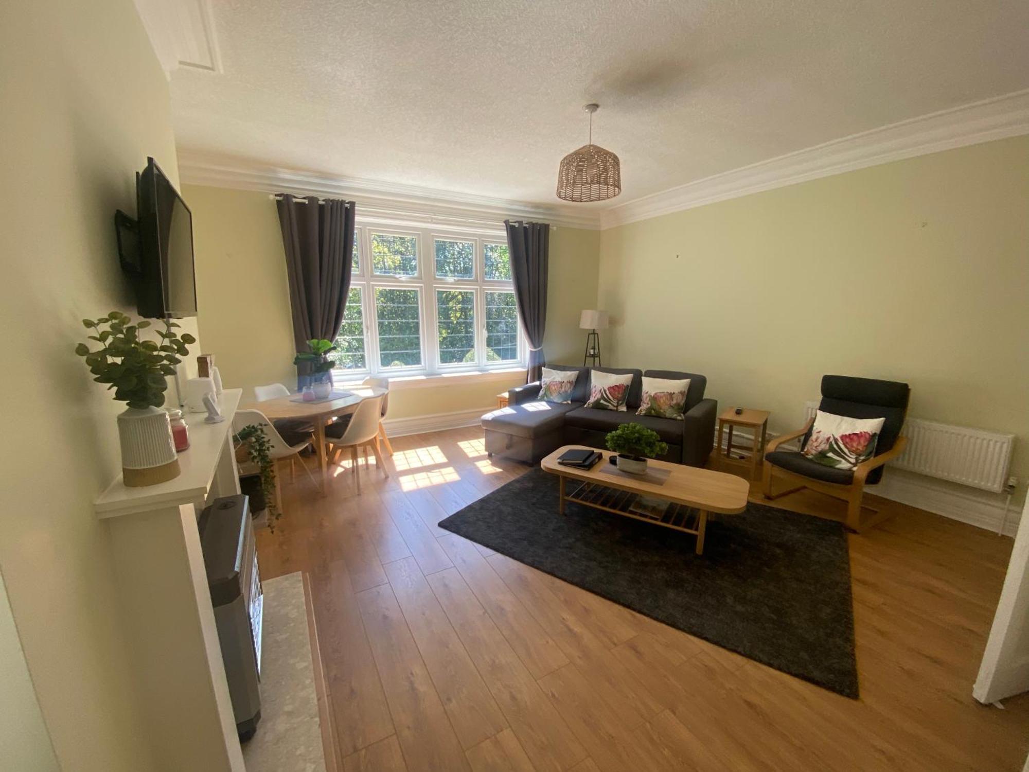 Spacious Guest Flat Near Roundhay Park 리즈 외부 사진